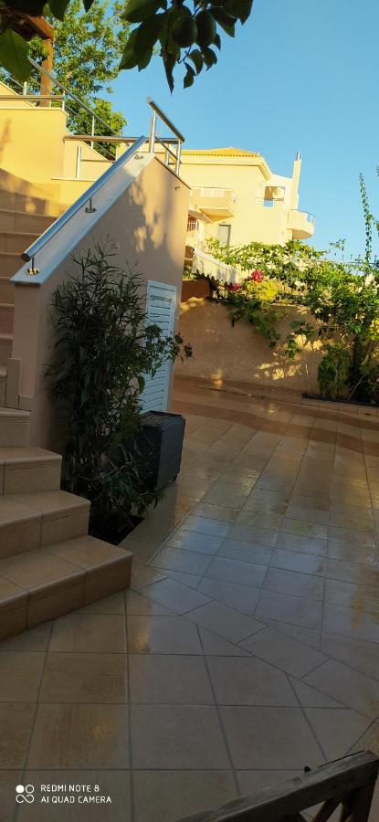 House,1000M From Beach لاغونيسي المظهر الخارجي الصورة